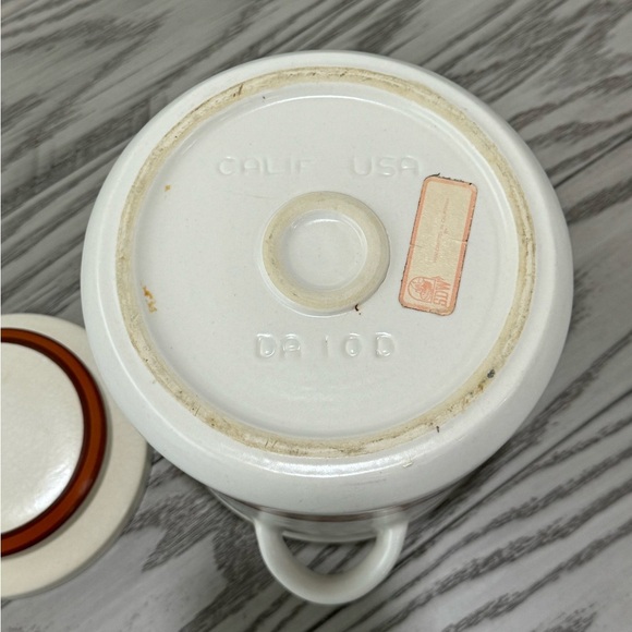 Vintage MCM California Pottery Canister/Cookie Jar/Orange & Brown Retro Jar - Picture 7 of 7